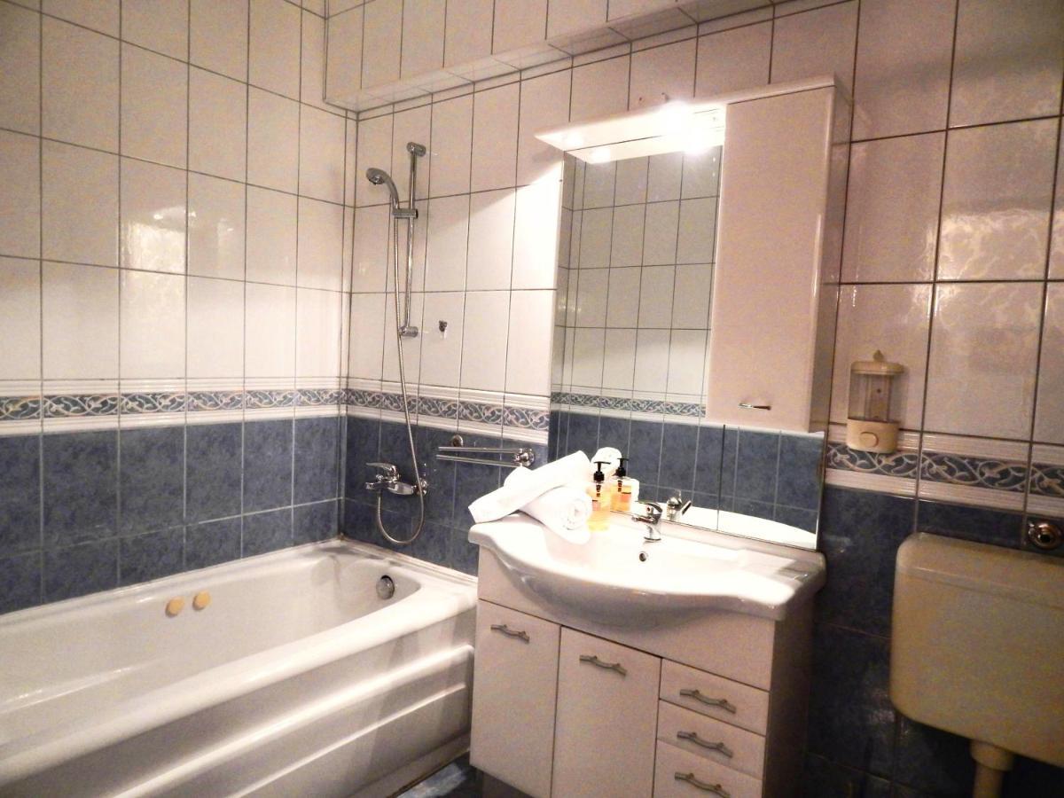 Apartment Old Town SJJ Esterno foto